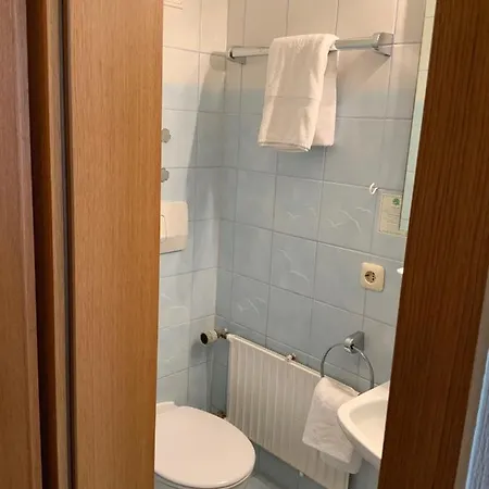 Guest house Strand-cafe Mit Gaestehaus Charlotte 3*