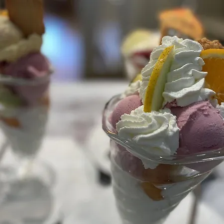 Strand-cafe Mit Gaestehaus Charlotte Langenargen